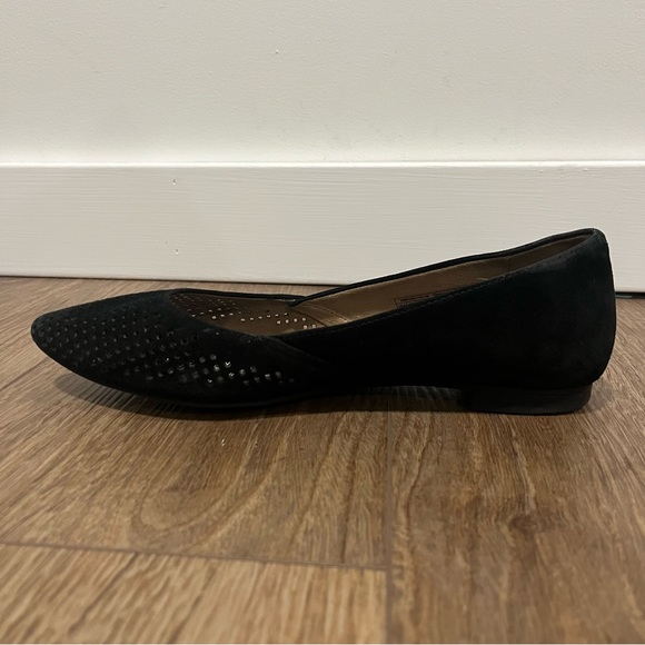 Vionic Posey Black Suede Perforated Flats - Size 6.5 - Picture 12 of 13